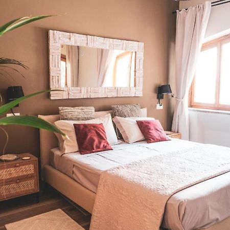 Suite Yenne 2 Кальяри Экстерьер фото